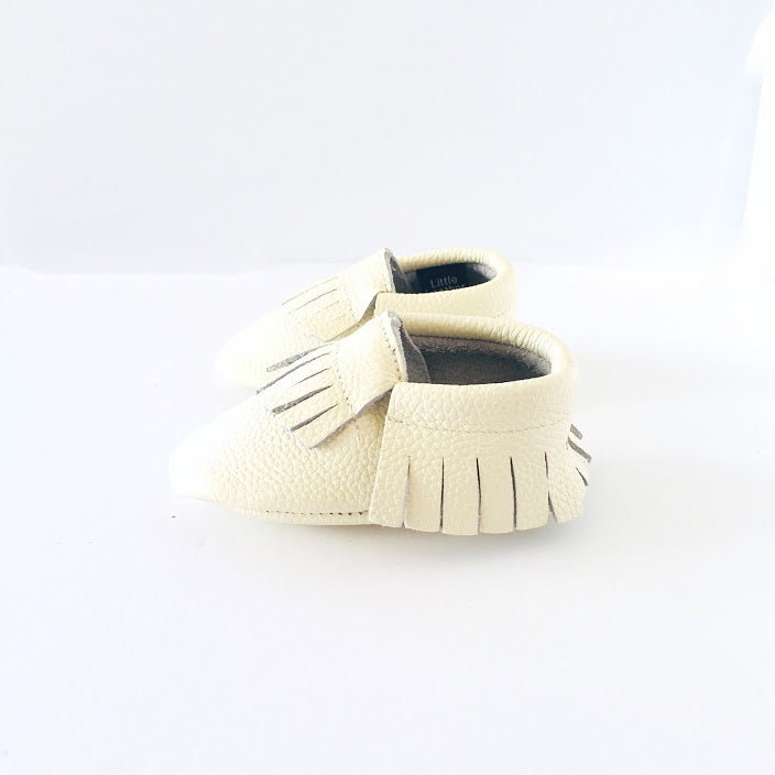 Baby boy newborn on sale shoes